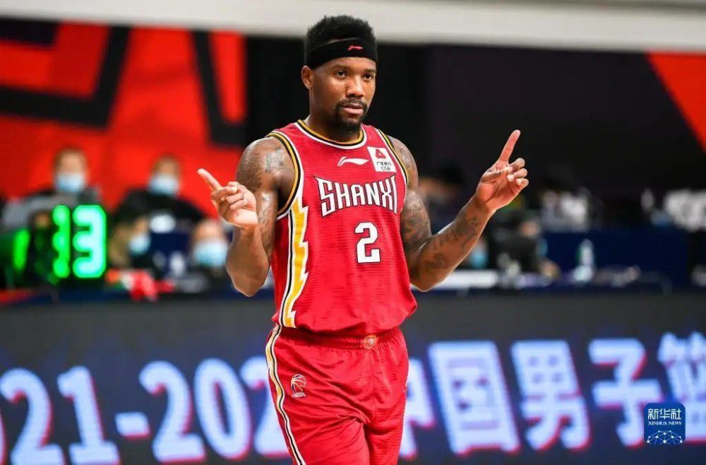 CBA 江苏肯帝亚107-78南京头排苏酒CBA 九台农商银行104-104浙江稠州事件国足vs中国香港首发：4-4-2，刘殿座、吴曦、刘彬彬、韦世豪先发中国男足vs中国香港男足的封闭热身赛正在进行。